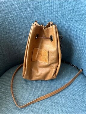 Canoe Leather Crossbody Bag